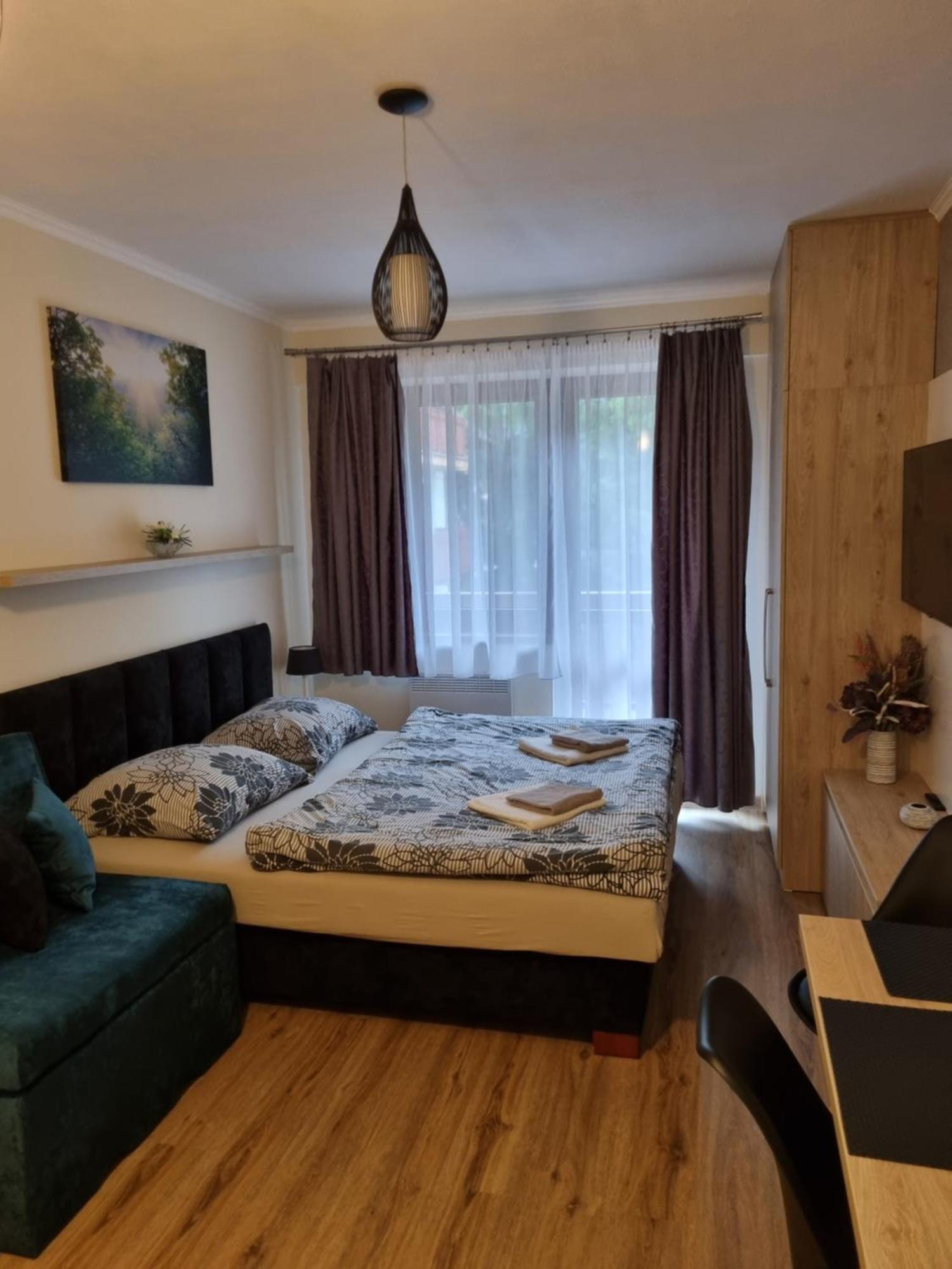 Apartments 17 - 23 Ad Kamzik ドノヴァリ エクステリア 写真