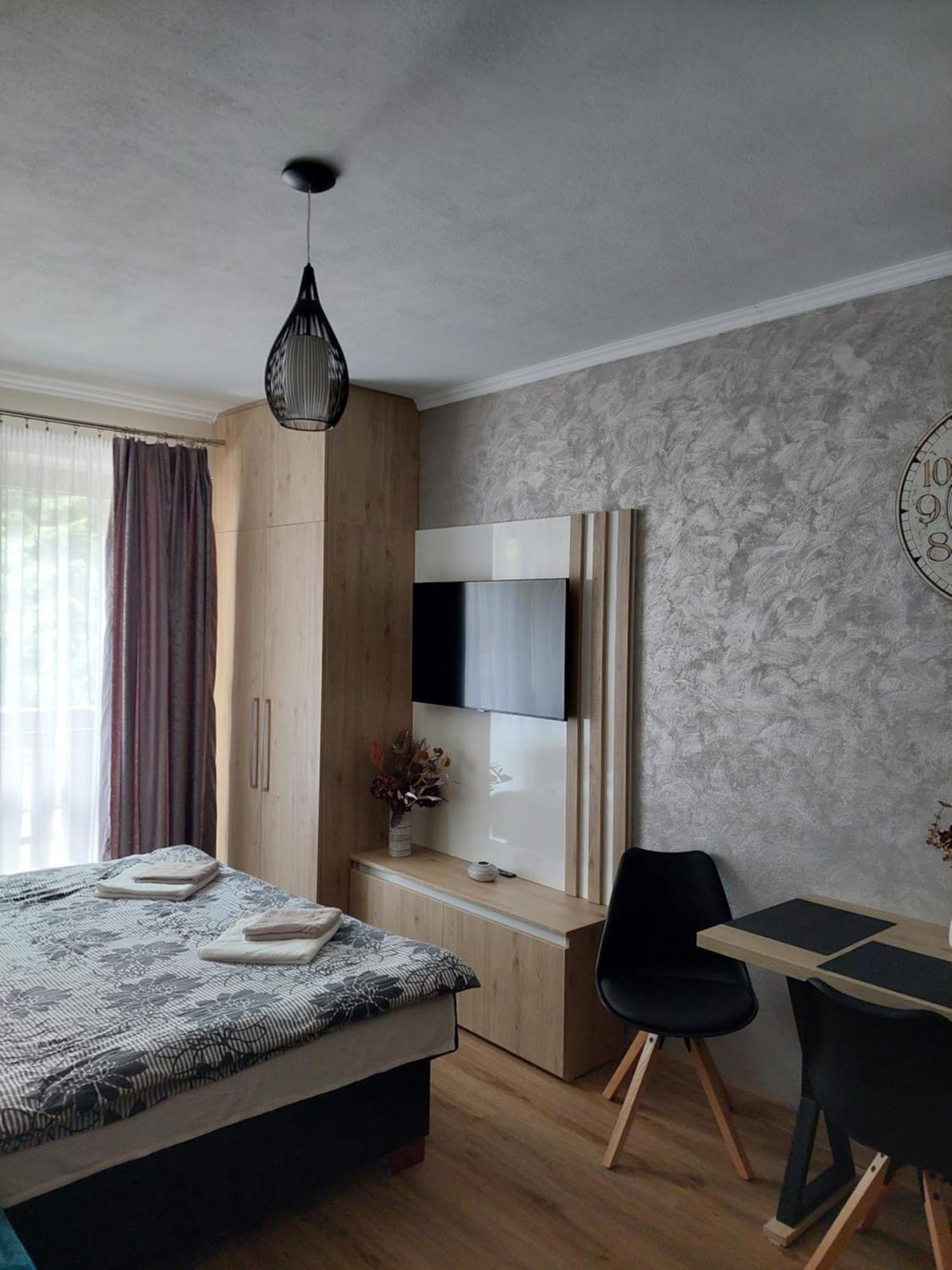 Apartments 17 - 23 Ad Kamzik ドノヴァリ エクステリア 写真